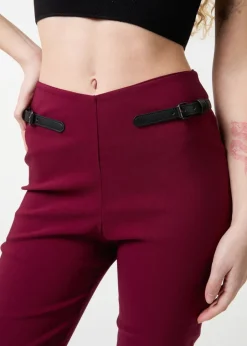 Trousers>Pink Vanilla Red Capri Pants With Belts
