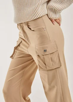 Trousers><noscript><img width=