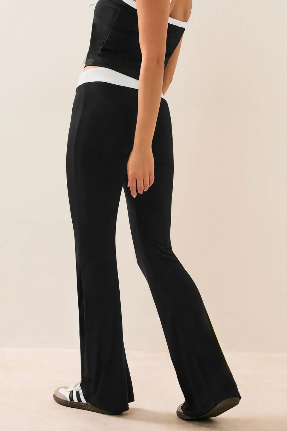 Trousers>PIXIEGIRL Petite Black Contrast Waist Flared Trousers