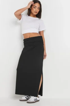 Skirts><noscript><img width=