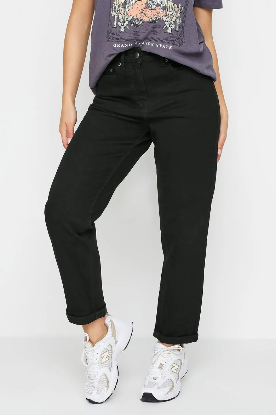 Jeans & Jeggings>PIXIEGIRL Petite Black Stretch Denim Mom Jeans