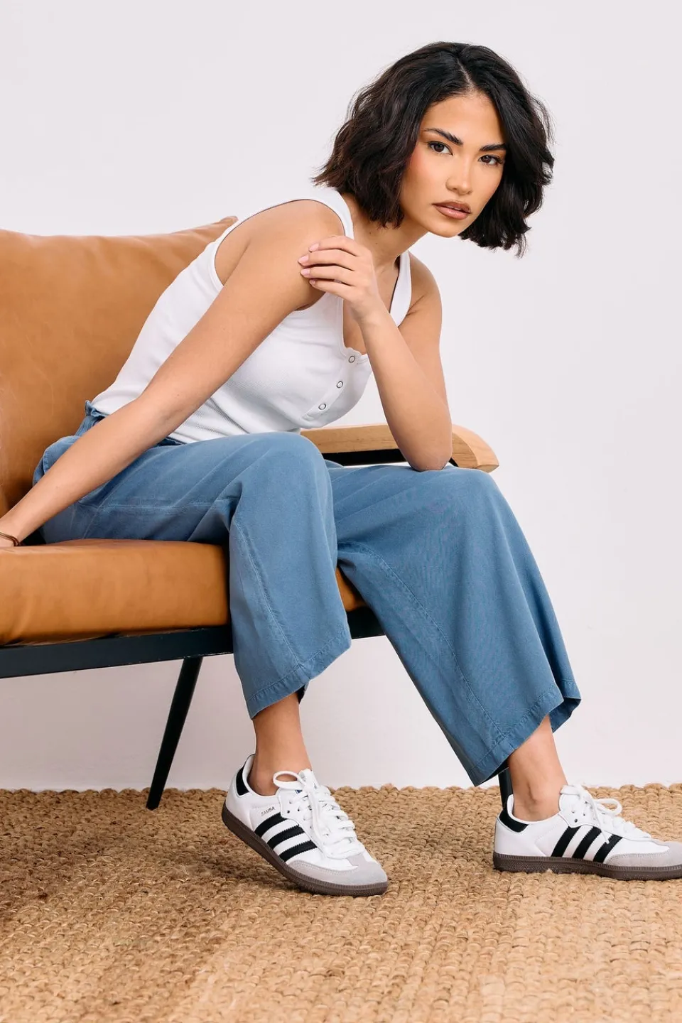 Trousers>PIXIEGIRL Petite Blue Acid Wash Cropped Trousers
