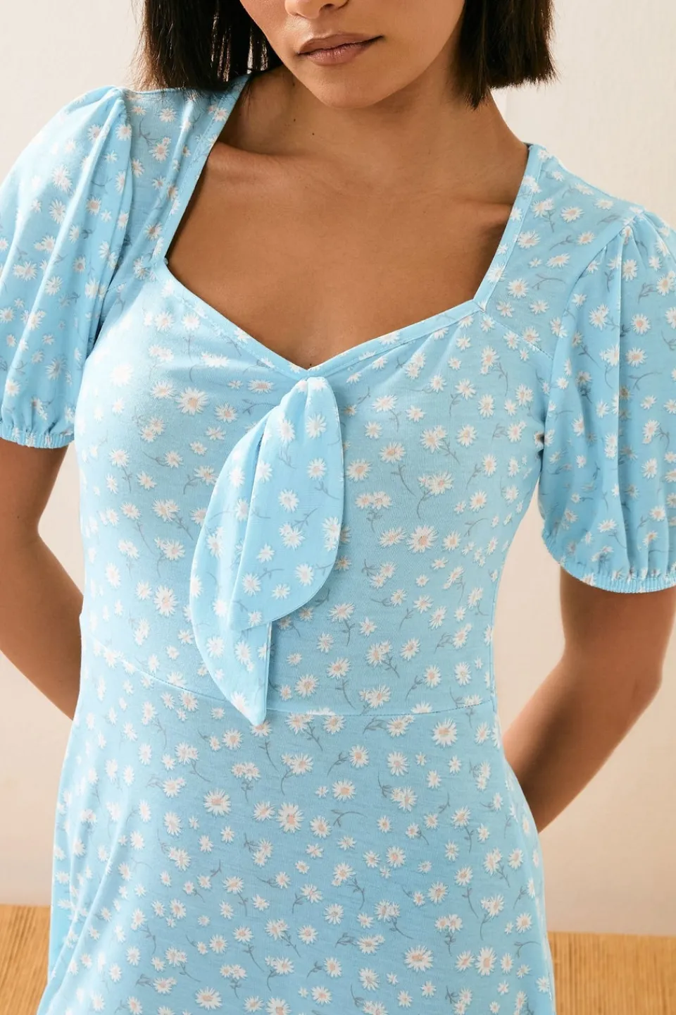 Dresses>PIXIEGIRL Petite Blue Daisy Floral Tie Front Midi Dress