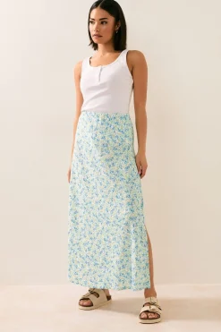 Skirts><noscript><img width=