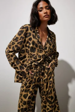 Tops>PIXIEGIRL Petite Brown Leopard Print Long Sleeve Shirt