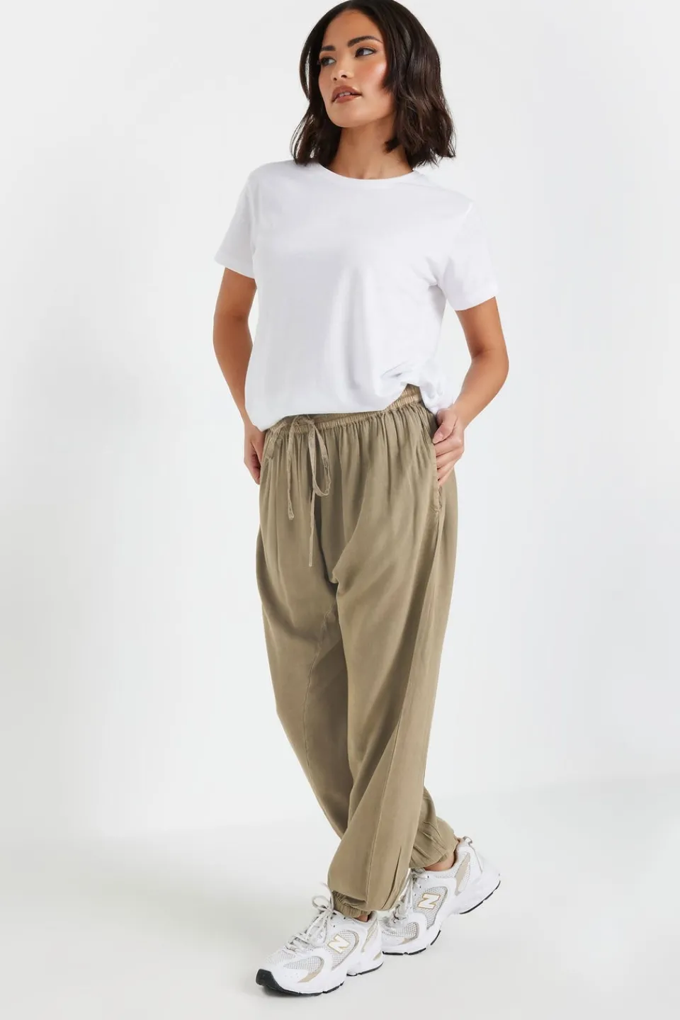 Trousers>PIXIEGIRL Petite Brown Seam Detail Cuffed Trousers