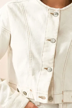 Coats & Jackets><noscript><img width=