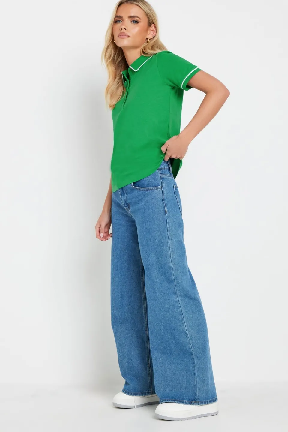 T-Shirts>PIXIEGIRL Petite Green Contrast Trim Polo Shirt