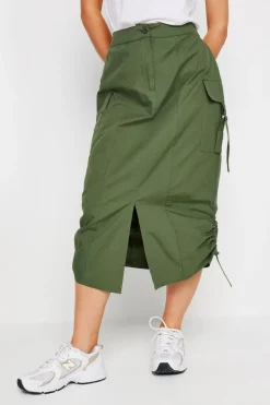 Skirts><noscript><img width=