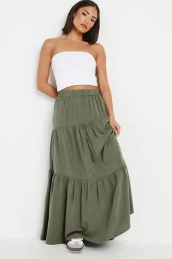 Skirts><noscript><img width=