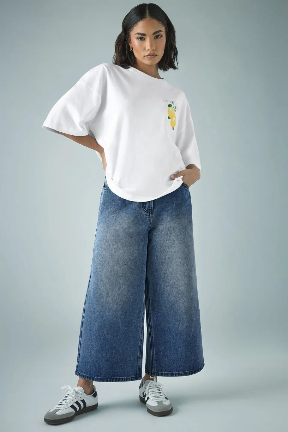 Jeans & Jeggings>PIXIEGIRL Petite Mid Blue Washed Cropped Wide Leg Jean