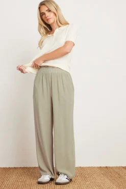 Trousers><noscript><img width=
