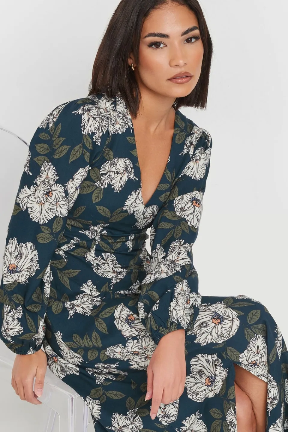 Dresses>PIXIEGIRL Petite Navy Blue Floral Midi Tea Dress