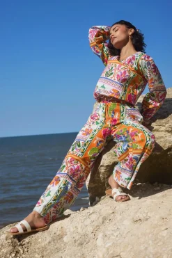 Trousers><noscript><img width=