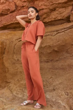 Trousers><noscript><img width=