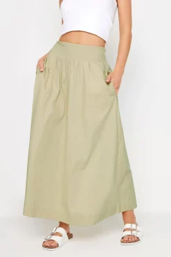 Skirts><noscript><img width=