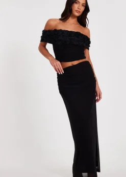 Skirts><noscript><img width=