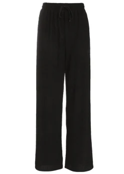 Trousers><noscript><img width=