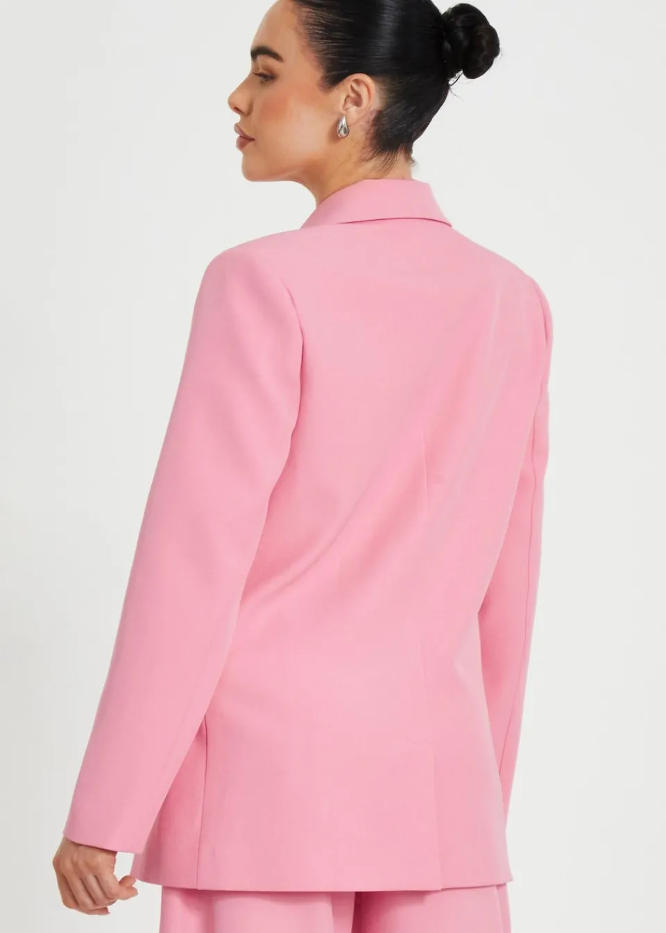Coats & Jackets>Quiz Coral Petite Woven Long Sleeve Blazer