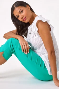 Trousers><noscript><img width=