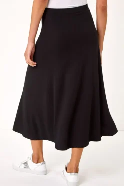 Skirts><noscript><img width=