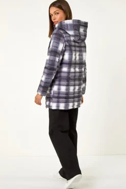 Coats & Jackets><noscript><img width=
