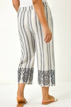 Trousers><noscript><img width=