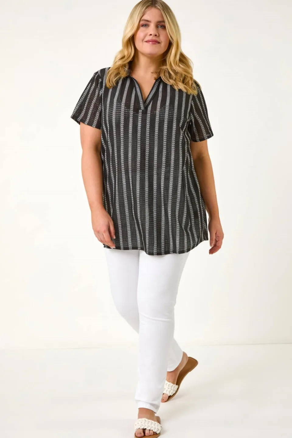 Tops>Roman Black Curve Stripe Collared Knit Top