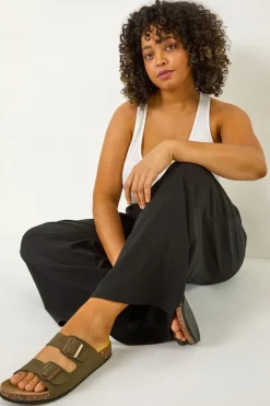 Trousers><noscript><img width=