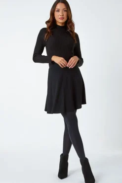 Skirts><noscript><img width=