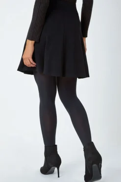 Skirts><noscript><img width=