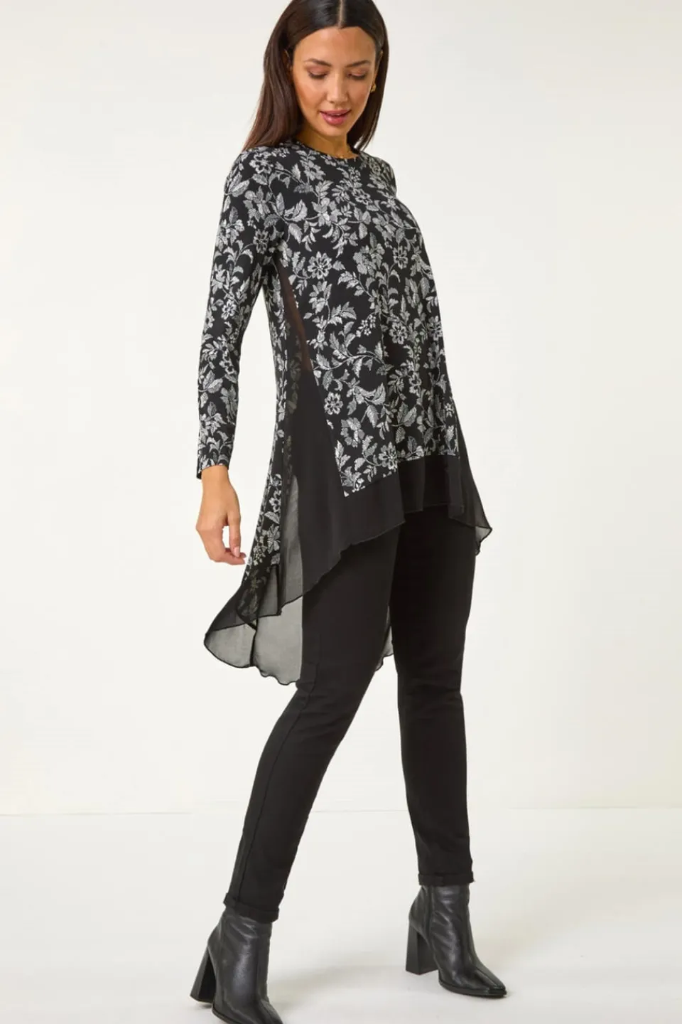 Tops>Roman Black Floral Puff Print Chiffon Hem Top