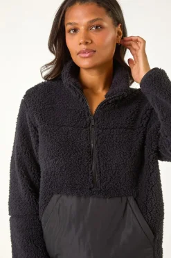 Coats & Jackets><noscript><img width=