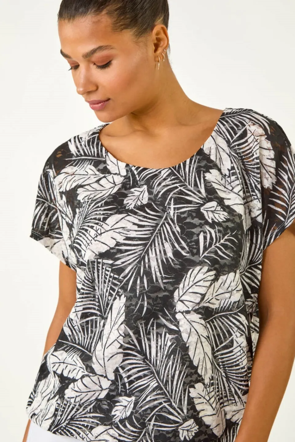 Tops>Roman Black Leaf Print Lace Bubble Hem Top