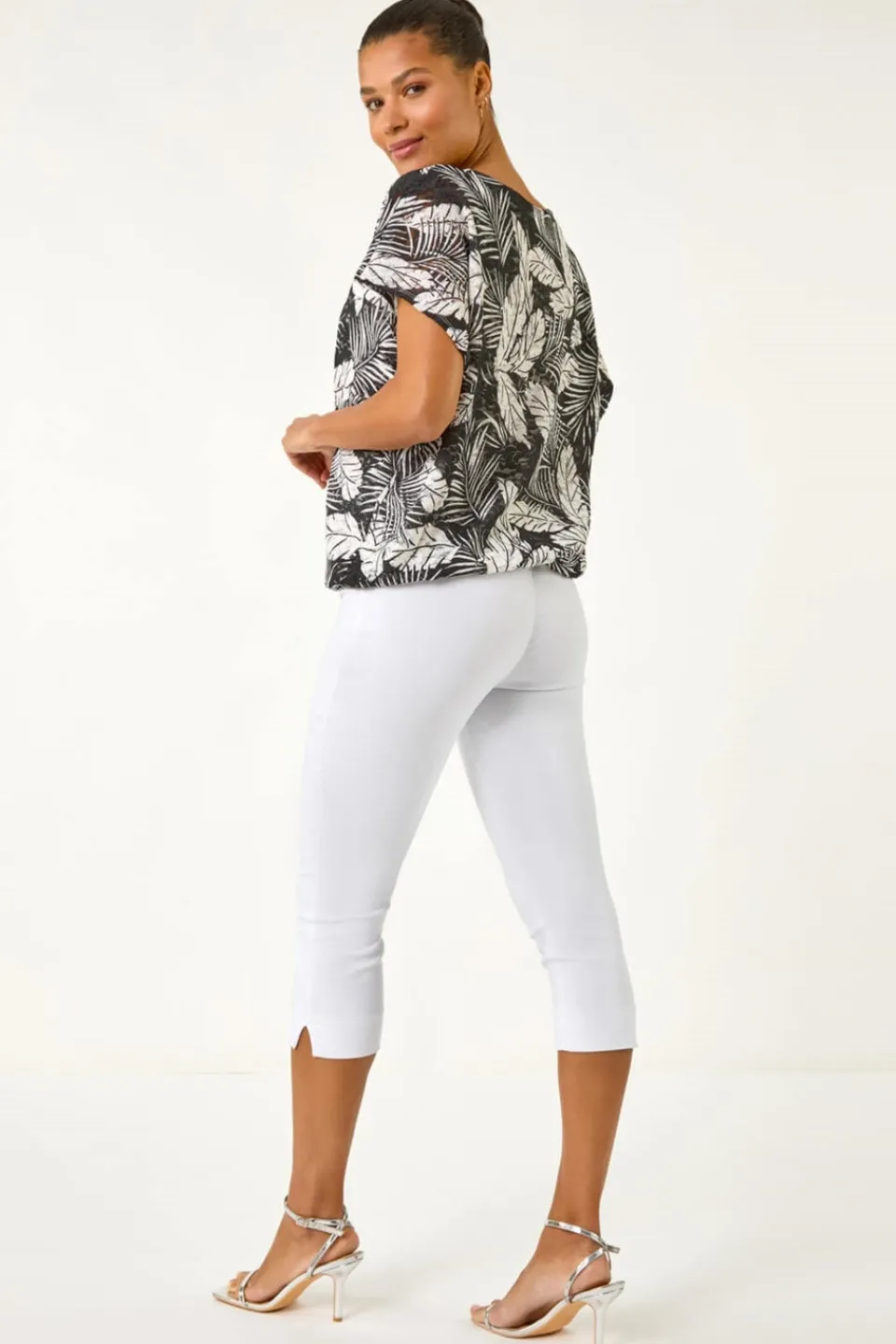 Tops>Roman Black Leaf Print Lace Bubble Hem Top