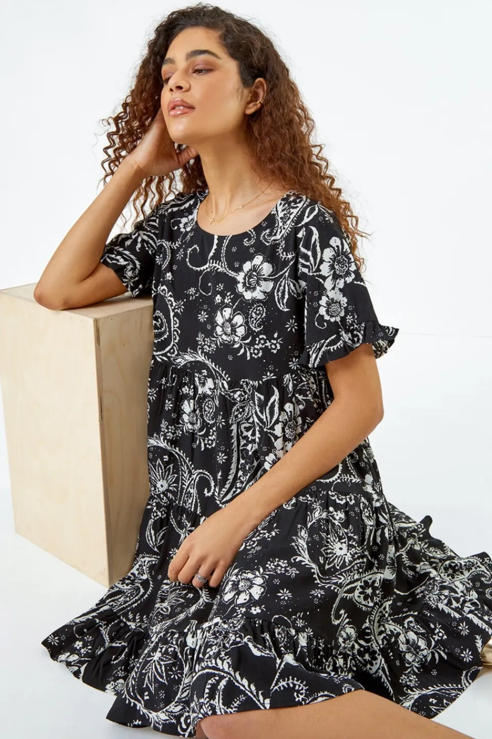 Dresses>Roman Black Paisley Floral Tiered Smock Dress