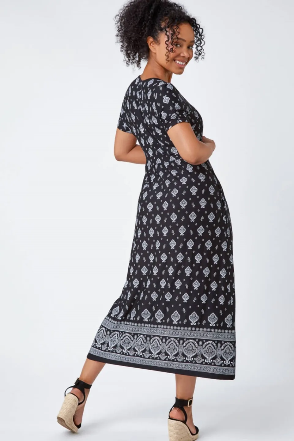 Dresses>Roman Black Petite Border Print Stretch Midi Dress