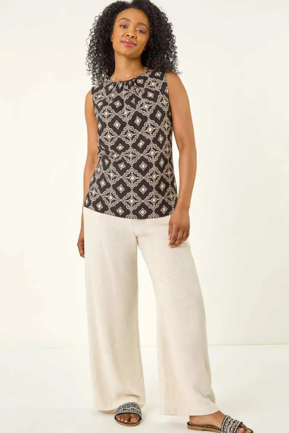 Tops>Roman Black Petite Geometric Gathered Shell Top