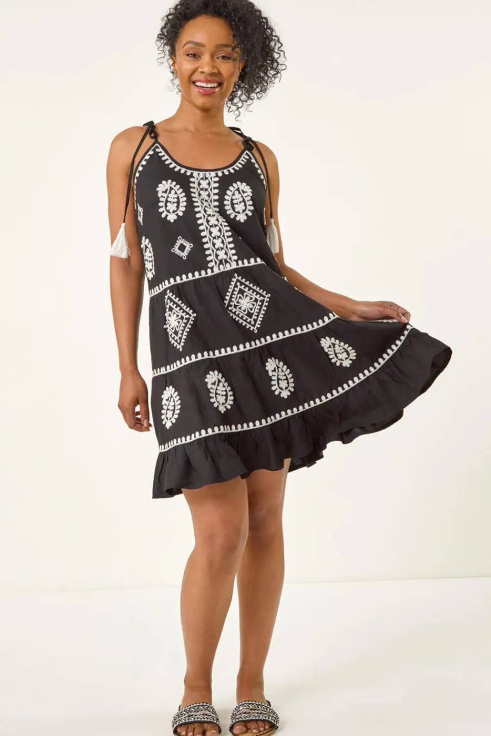 Dresses>Roman Black Petite Strappy Trim Detail Tiered Dress