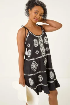 Dresses><noscript><img width=