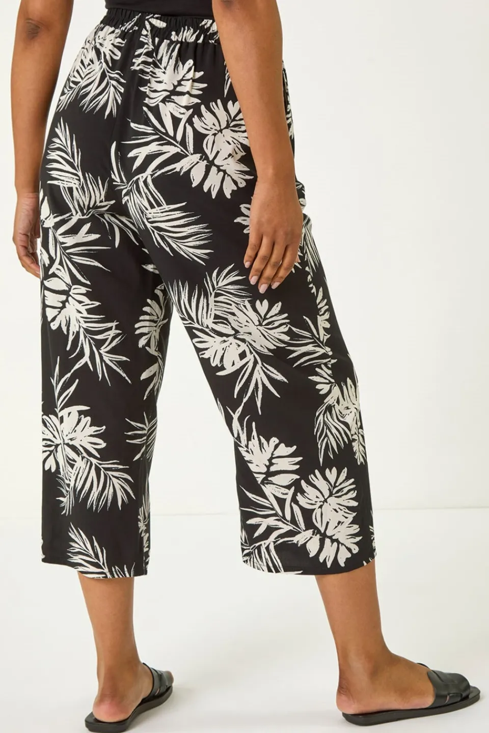 Trousers>Roman Black Petite Tropical Cropped Trouser