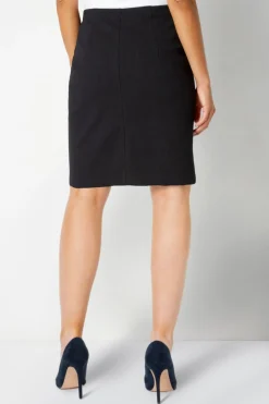 Skirts><noscript><img width=