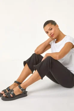 Trousers><noscript><img width=