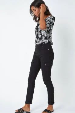 Trousers><noscript><img width=
