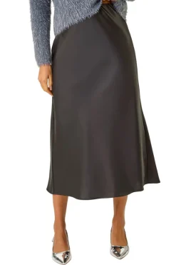 Skirts><noscript><img width=