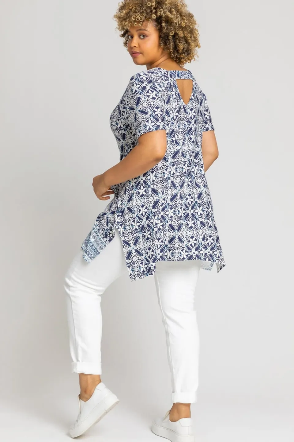 Tops>Roman Curve Geo Stretch Jersey Top Blue