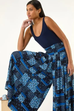 Trousers><noscript><img width=