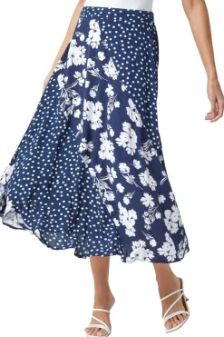 Skirts><noscript><img width=