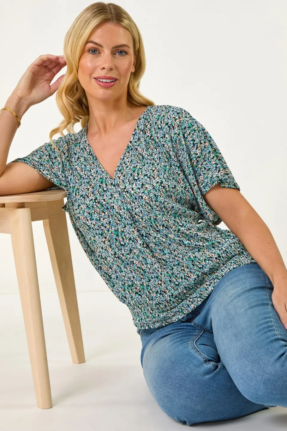 Tops>Roman Blue Petite Ditsy Print Crinkle Blouson Top