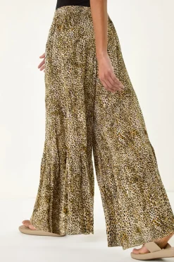 Trousers><noscript><img width=